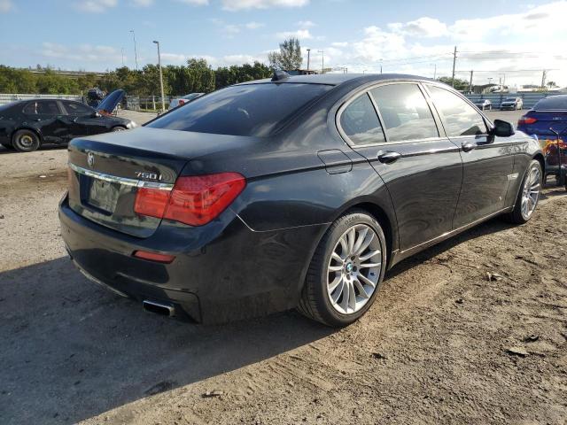 Photo 2 VIN: WBAKA8C58CDX01021 - BMW 7 SERIES 