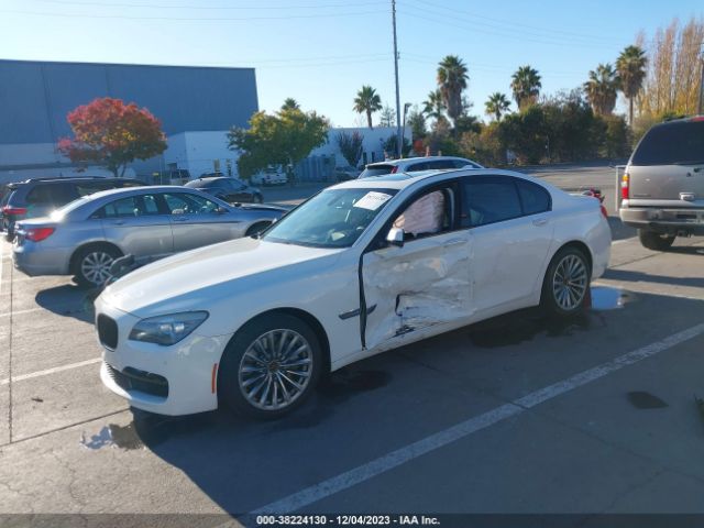 Photo 1 VIN: WBAKA8C5XCDY99925 - BMW 750I 