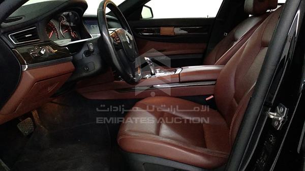 Photo 12 VIN: WBAKB2102AC407490 - BMW 730 