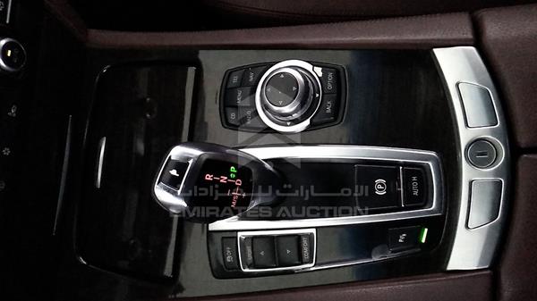 Photo 19 VIN: WBAKB2102AC407490 - BMW 730 