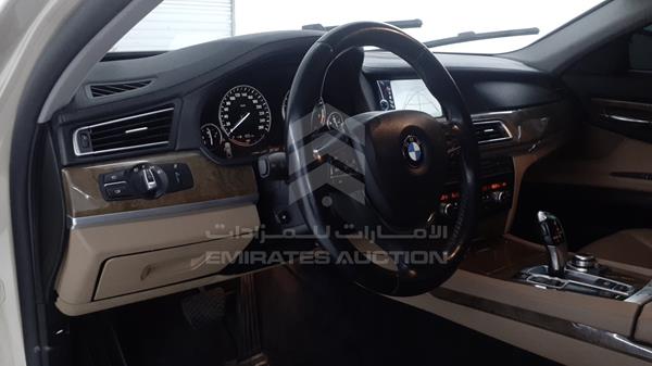 Photo 12 VIN: WBAKB2104BC674633 - BMW 730 LI 