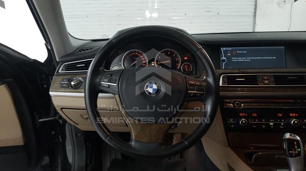 Photo 12 VIN: WBAKB2105AC405359 - BMW 730 