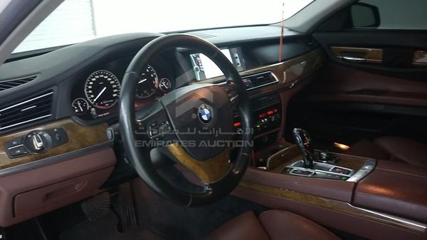 Photo 10 VIN: WBAKB2109BC419699 - BMW 730 