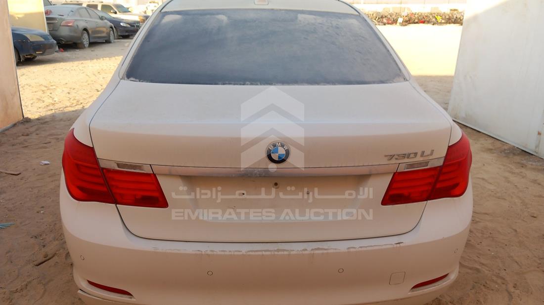 Photo 6 VIN: WBAKB210XBC677987 - BMW 730 