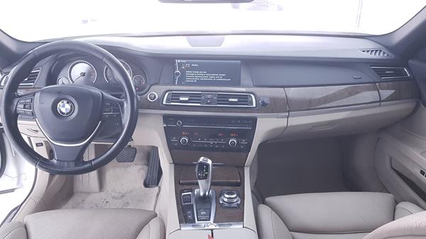 Photo 16 VIN: WBAKB41009CY45755 - BMW 740 LI 