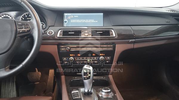 Photo 17 VIN: WBAKB4100CC933292 - BMW 740 LI 