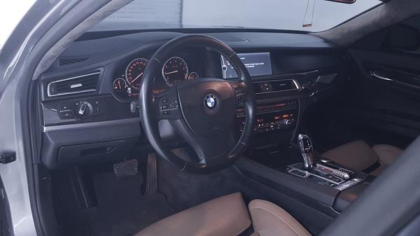 Photo 11 VIN: WBAKB4102AC422647 - BMW 740 IL 