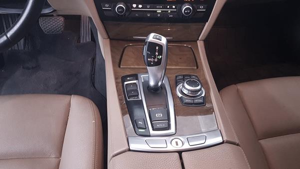 Photo 22 VIN: WBAKB4104BC429309 - BMW 740 