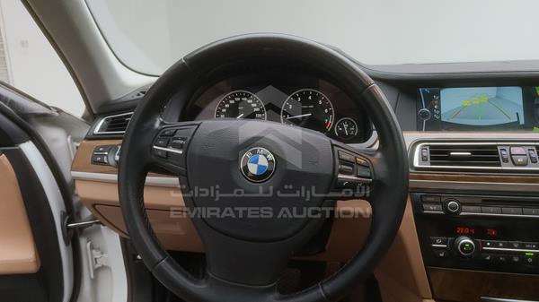 Photo 23 VIN: WBAKB4104CC927477 - BMW 740 LI 