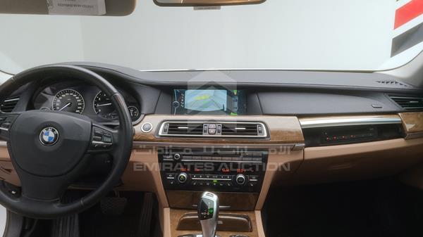 Photo 25 VIN: WBAKB4104CC927477 - BMW 740 LI 