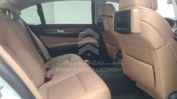 Photo 36 VIN: WBAKB4104CC927477 - BMW 740 LI 