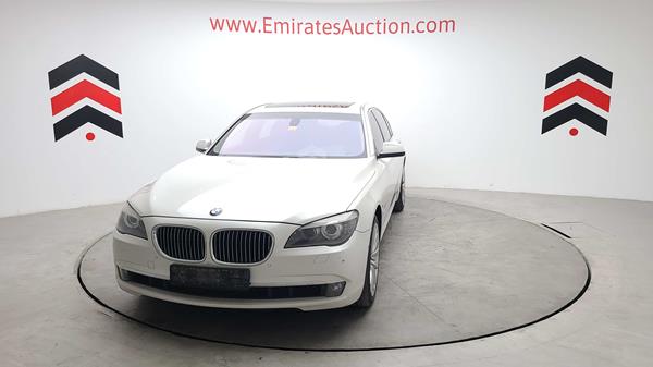 Photo 8 VIN: WBAKB4104CC927477 - BMW 740 LI 