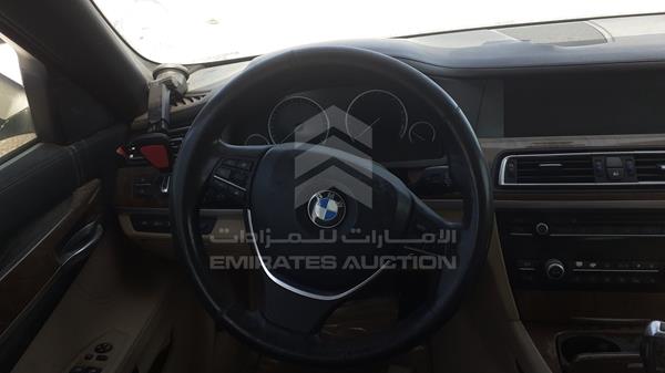 Photo 12 VIN: WBAKB41069CY45887 - BMW 740 LI 