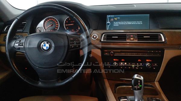 Photo 18 VIN: WBAKB4108BC630520 - BMW 740 IL 