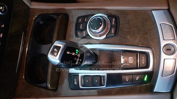 Photo 21 VIN: WBAKB4108BC630520 - BMW 740 IL 