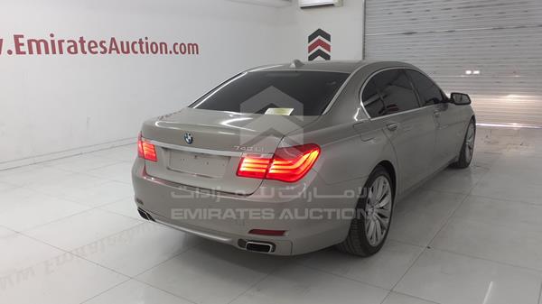 Photo 9 VIN: WBAKB4108BC630520 - BMW 740 IL 