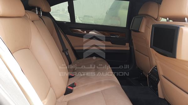 Photo 24 VIN: WBAKB4109AC426369 - BMW 740 LI 