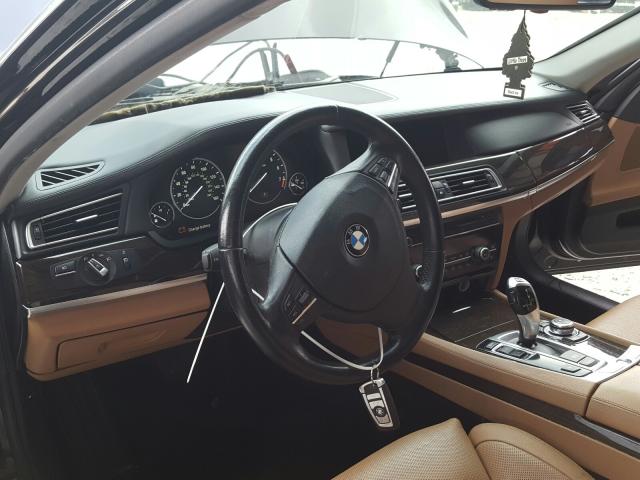 Photo 8 VIN: WBAKB4C50BC574372 - BMW 740 