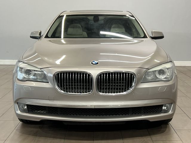 Photo 2 VIN: WBAKB4C50CC576530 - BMW 740 LI 