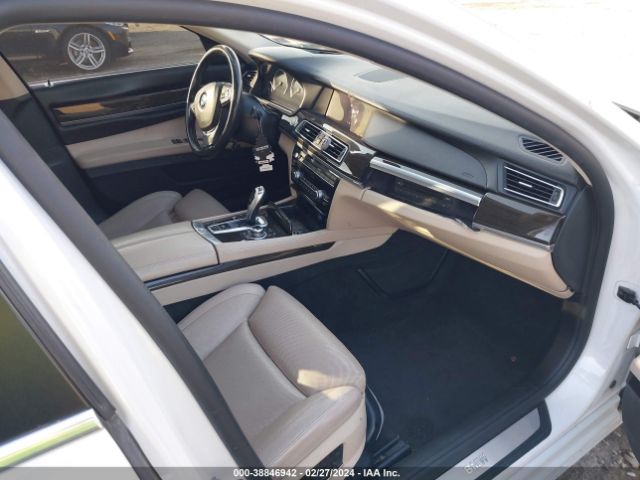 Photo 4 VIN: WBAKB4C52CC576285 - BMW 740LI 