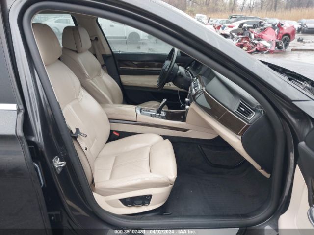 Photo 4 VIN: WBAKB4C57BC574062 - BMW 740LI 