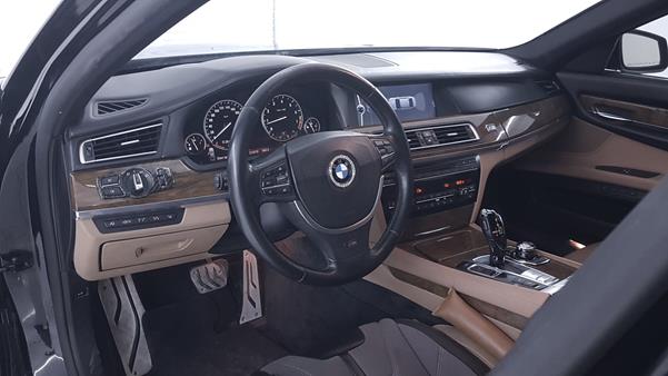 Photo 11 VIN: WBAKB81009CY54074 - BMW 750LI 