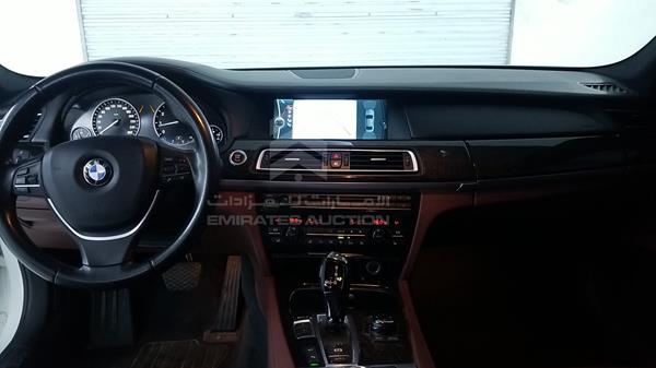 Photo 16 VIN: WBAKB8100CC346954 - BMW 750LI 