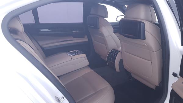 Photo 33 VIN: WBAKB8101AC342361 - BMW 750LI 