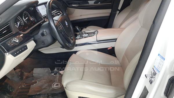 Photo 14 VIN: WBAKB81029CY51208 - BMW 750LI 