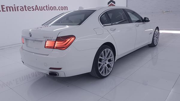 Photo 8 VIN: WBAKB8103AC342359 - BMW 750LI 