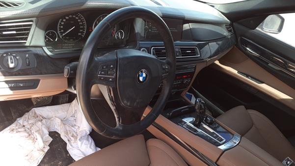 Photo 15 VIN: WBAKB8103AC342362 - BMW 750LI 