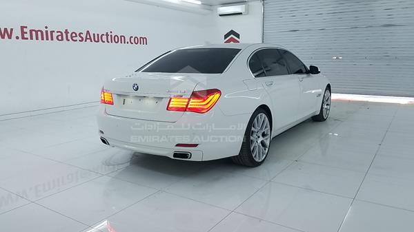 Photo 8 VIN: WBAKB8103AC343186 - BMW 750LI 