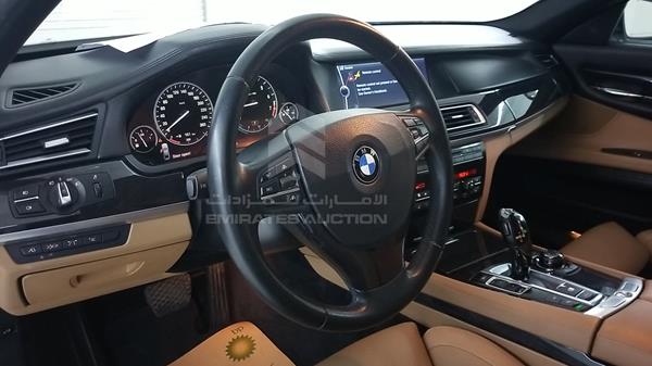 Photo 12 VIN: WBAKB8103AC343771 - BMW 750LI 