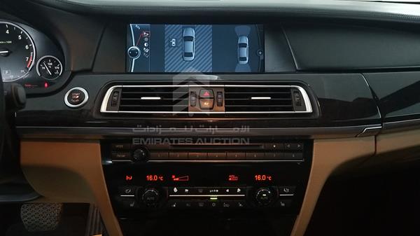 Photo 23 VIN: WBAKB8103AC343771 - BMW 750LI 