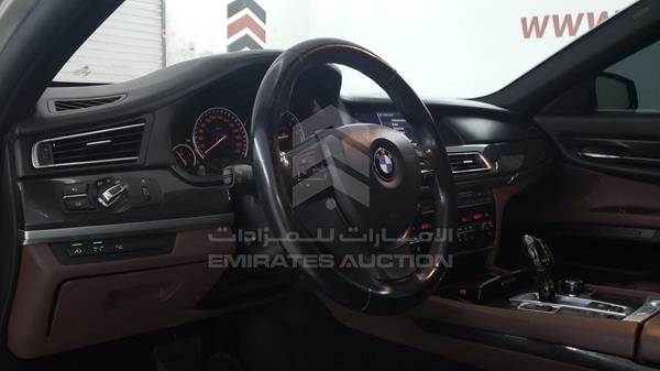 Photo 10 VIN: WBAKB8103BC344565 - BMW 750 