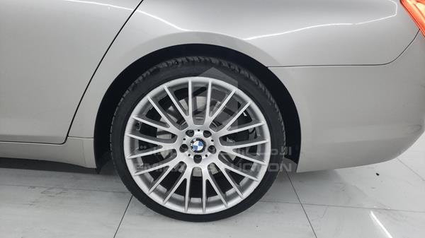 Photo 37 VIN: WBAKB8103BC344565 - BMW 750 