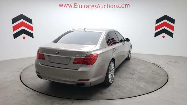 Photo 11 VIN: WBAKB8103BC344565 - BMW 750 