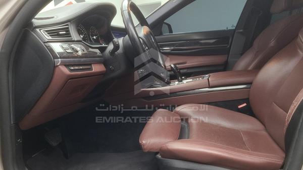 Photo 17 VIN: WBAKB8103BC344565 - BMW 750 