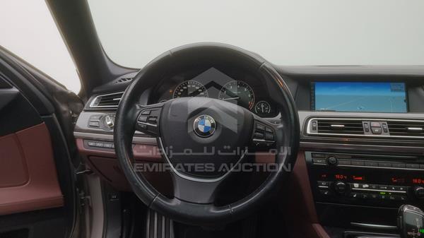 Photo 18 VIN: WBAKB8103BC344565 - BMW 750 