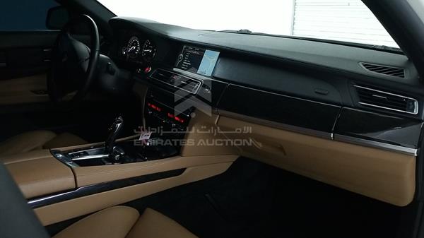 Photo 37 VIN: WBAKB8103BC345456 - BMW 750 