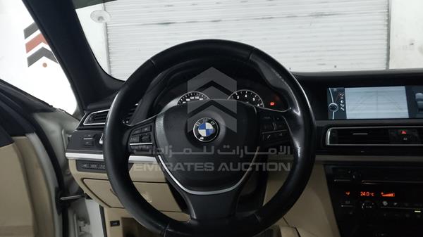 Photo 12 VIN: WBAKB81049CY52151 - BMW 750LI 