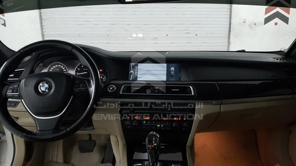 Photo 14 VIN: WBAKB81049CY52151 - BMW 750LI 