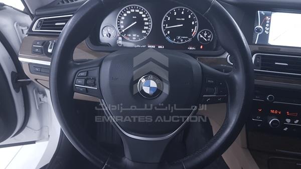 Photo 13 VIN: WBAKB8104CC347086 - BMW 750LI 