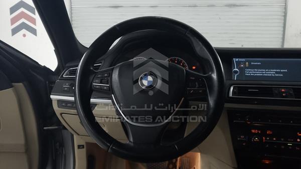 Photo 12 VIN: WBAKB81059CY52367 - BMW 750 