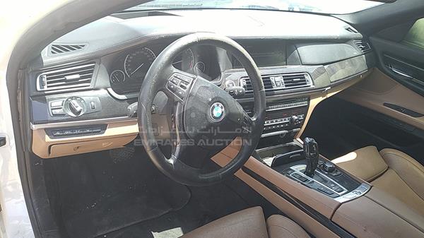 Photo 15 VIN: WBAKB81069CY53690 - BMW 750LI 