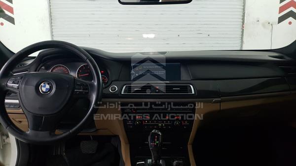 Photo 14 VIN: WBAKB81069CY53690 - BMW 750LI 