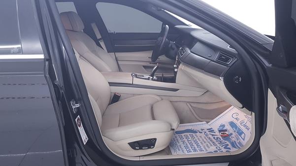 Photo 34 VIN: WBAKB8106BC344592 - BMW 750LI 