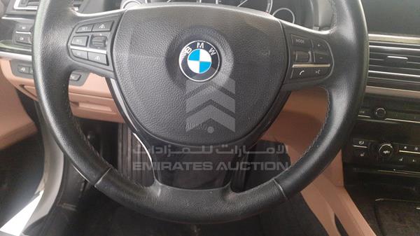 Photo 14 VIN: WBAKB8106BC345399 - BMW 750LI 