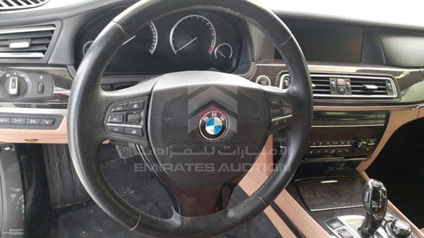 Photo 14 VIN: WBAKB8106BC345399 - BMW 750LI 