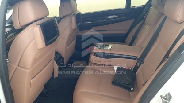 Photo 21 VIN: WBAKB8106BC345399 - BMW 750LI 